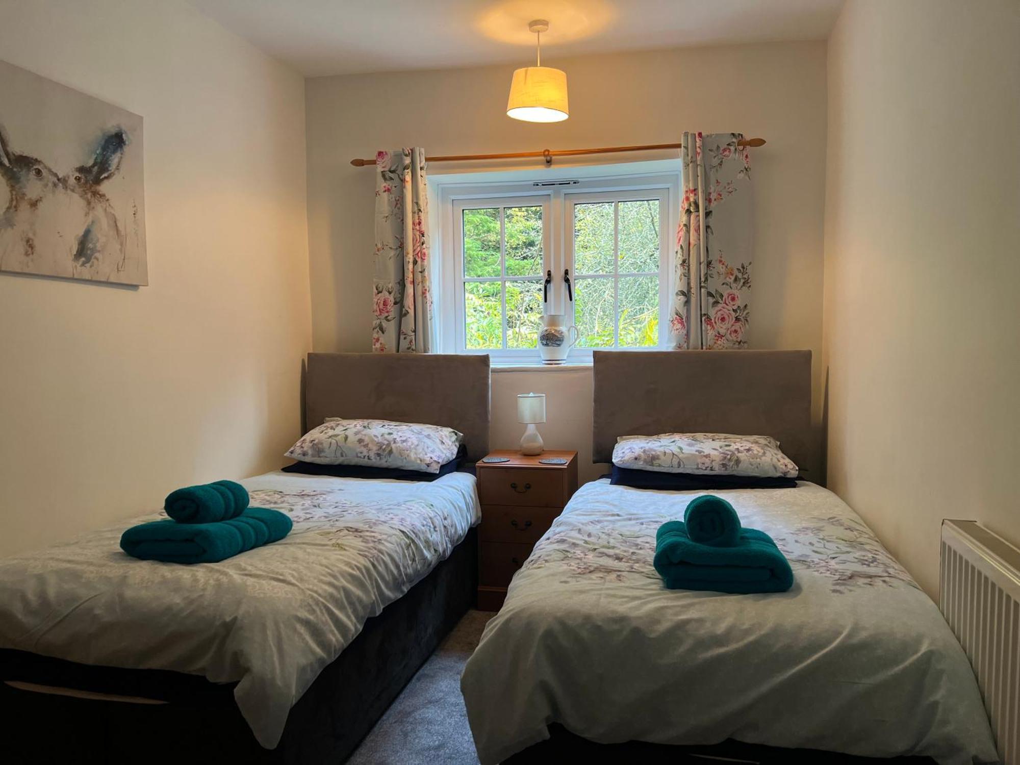 Forestry Cottage. Hot Tub, Open Fire, Dog Friendly Gaywood Exterior photo